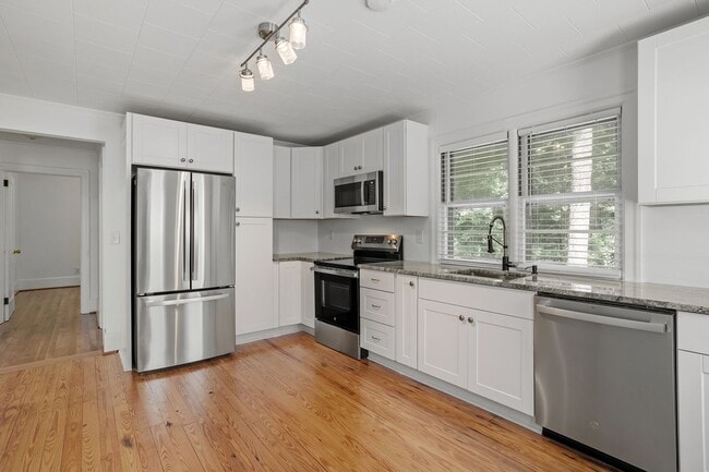 Photo - 3012 Durham Rd