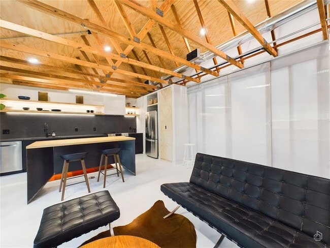 Photo - 6007 Leisure Run Rd