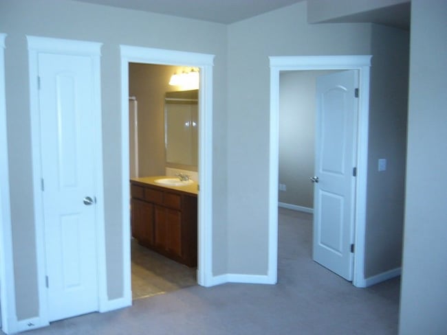 Photo - 5115 Balustrade Blvd SE