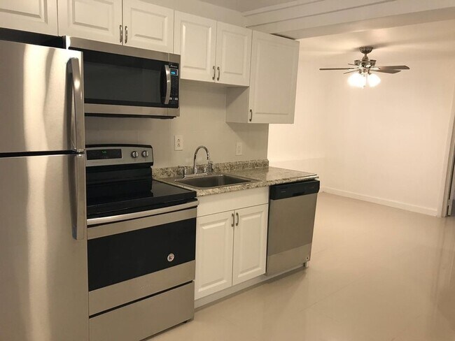 Photo - 414 NW 53rd St Unit 2