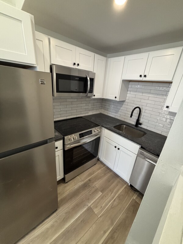 Photo - 441 State St Unidad 441