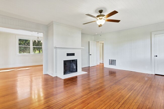 Photo - Great location