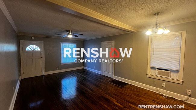 Photo - 2915 Felix Ave