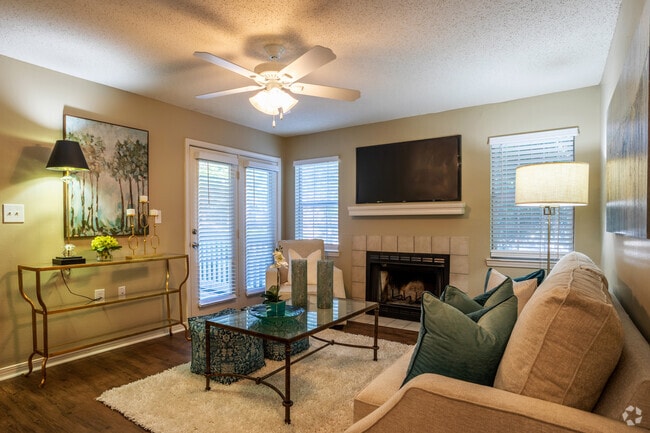 1BR,1BA_Cozumel_740 SqFt - Bay Breeze Apartment Homes