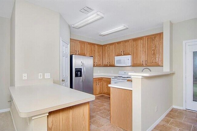 8409 Island Ct