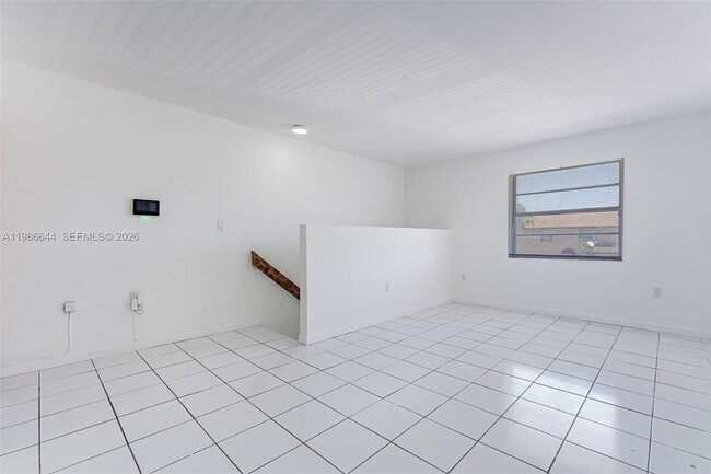 Photo - 15260 SW 80th St Unidad 10