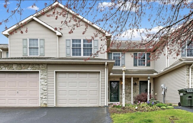 81 Pebble Creek Dr Townhome - Townhome Rental in Lititz PA | ForRent.com