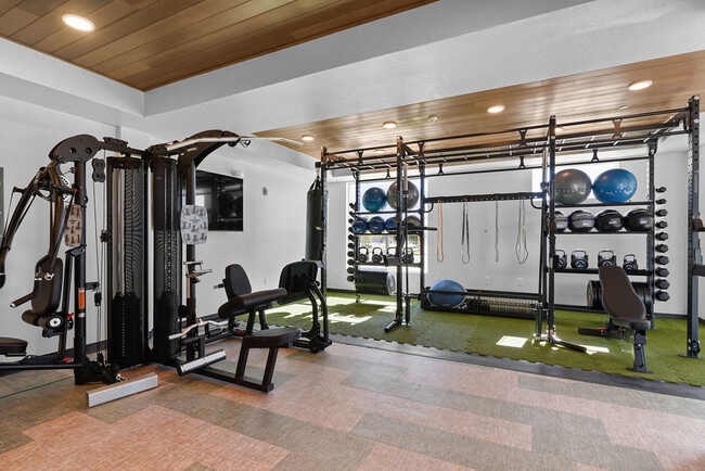 Fitness Center - Lotus Riverwalk