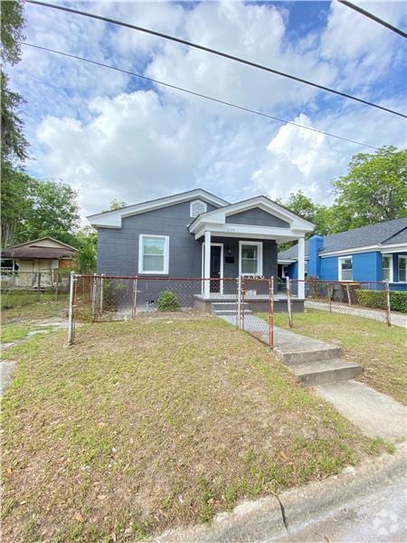 Building Photo - 2125 Alaska St Rental