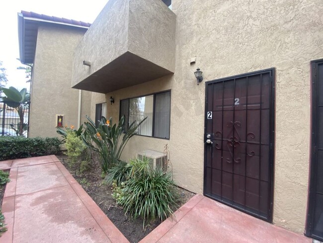 Updated condominium in a quiet gated commu... - Updated condominium in a quiet gated commu... Unit 2