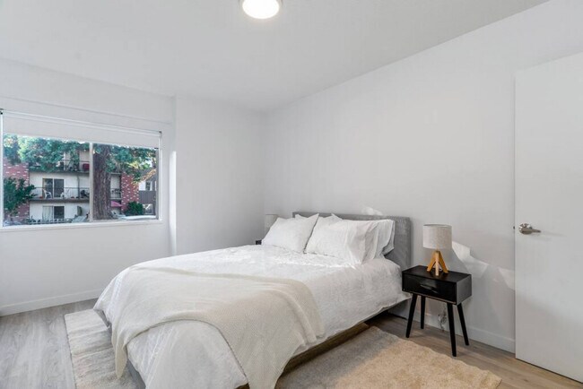 Photo - 45 E 16th Ave Unit ID1051775P