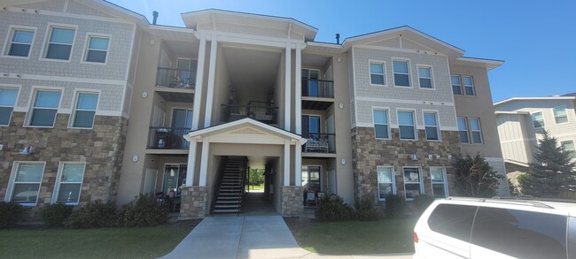 Photo - 1047-1500 500 E Townhome