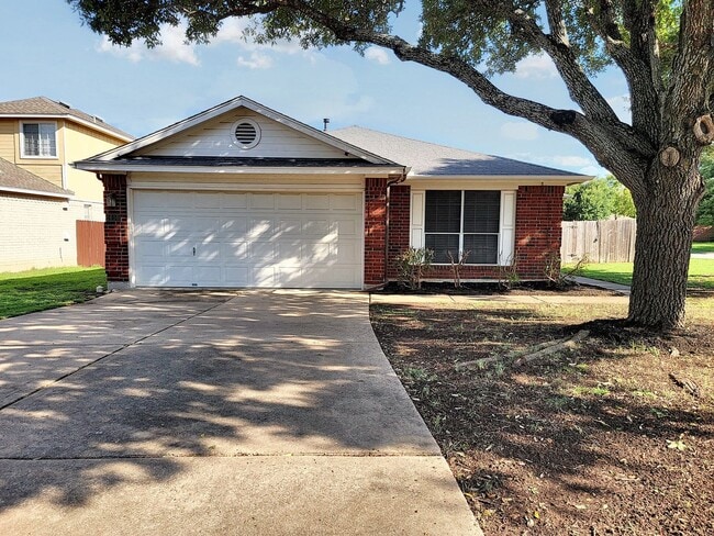 Building Photo - Charming 3BD/2BA Home with Spacious Backyard in Cedar Park