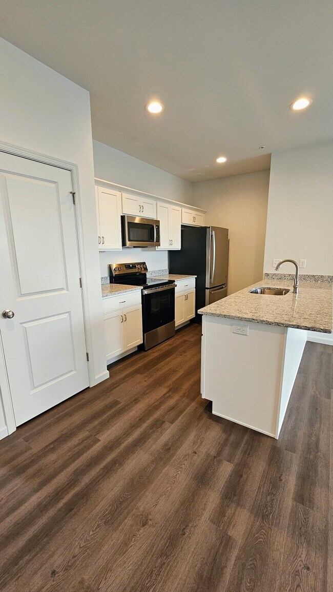 Photo - 65 N Conifer Dr