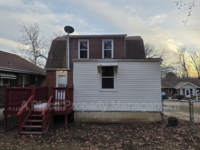 Photo - 8621 Hume Ave