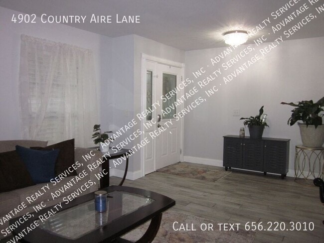 Photo - 4902 Country Aire Ln