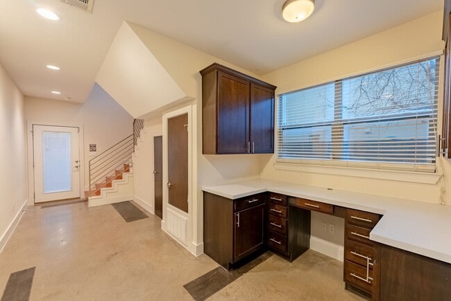 Photo - Modern Downtown Austin Living: 2 Suites, EV Charger, Gated Yard, and Unbeatable East Austin Vibes!