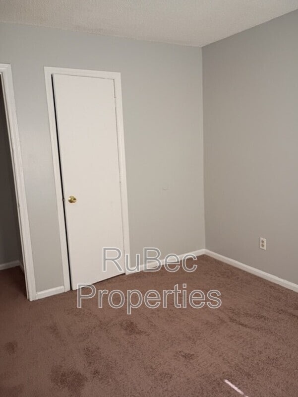 Photo - 408 S Weldon St