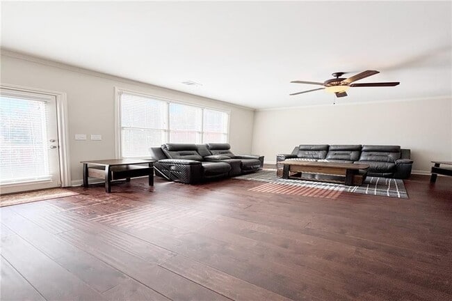 Photo - 772 Liberty Commons Dr