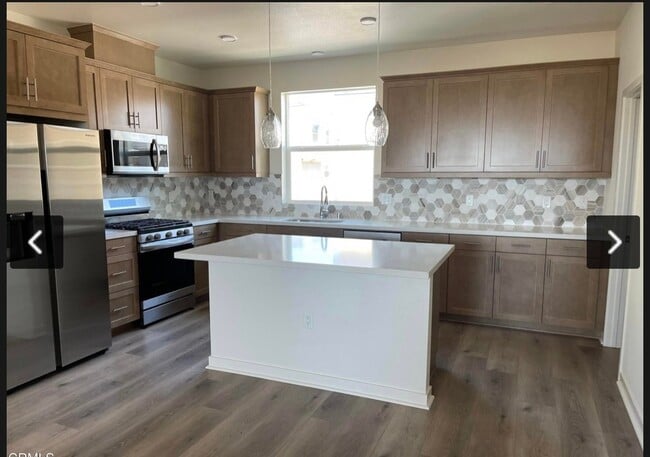 633 Winchester Dr