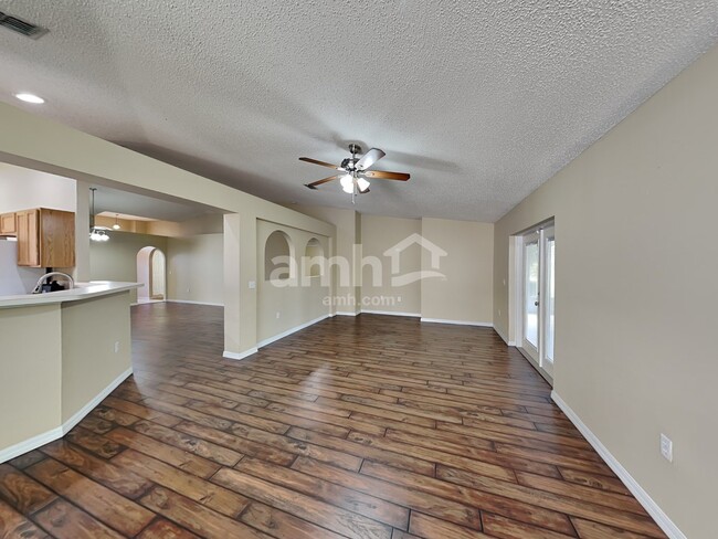 Photo - 1683 Sorento Cir