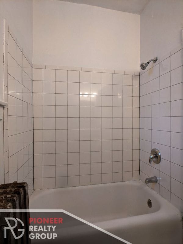 Photo - 4829 N Damen Ave Unidad 106