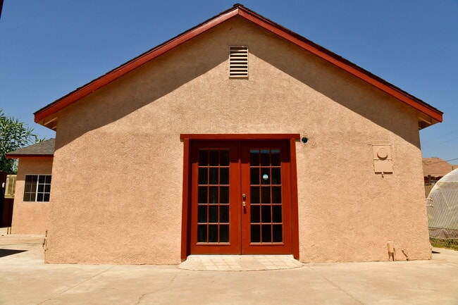 Photo - 1175 Cypress Ave