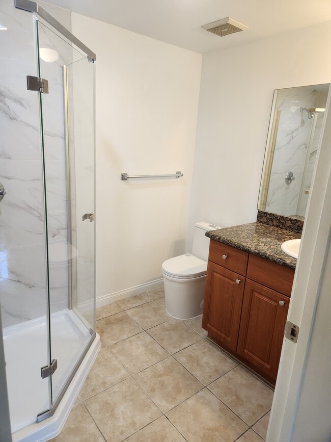 Photo - 4921 Kester Ave