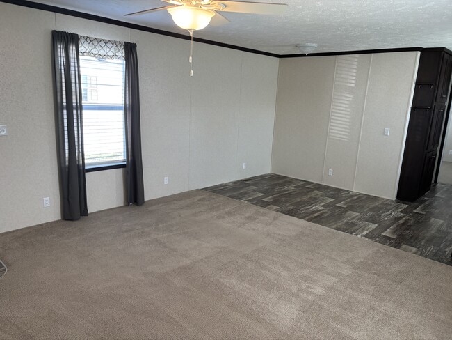 Photo - 158 Washington