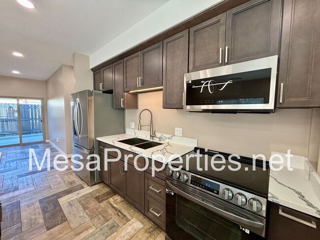 Photo - 8147 Grove Ave