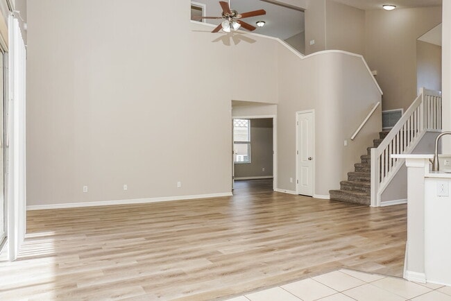 Photo - 192 Braemar Ave