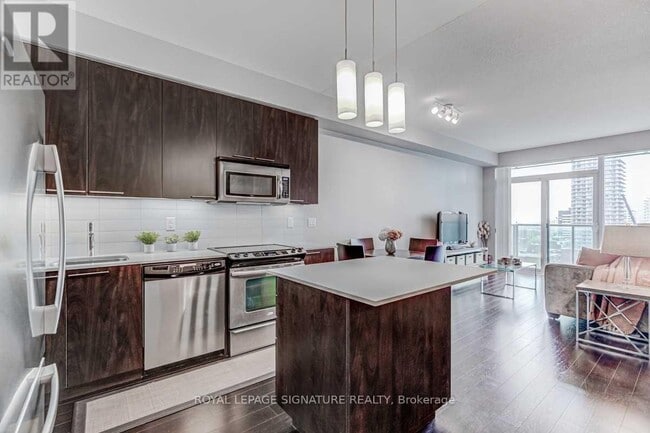 Photo - 25 Broadway Ave Unité 1808