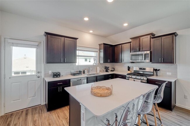 Photo - 3212 Ancira Pl