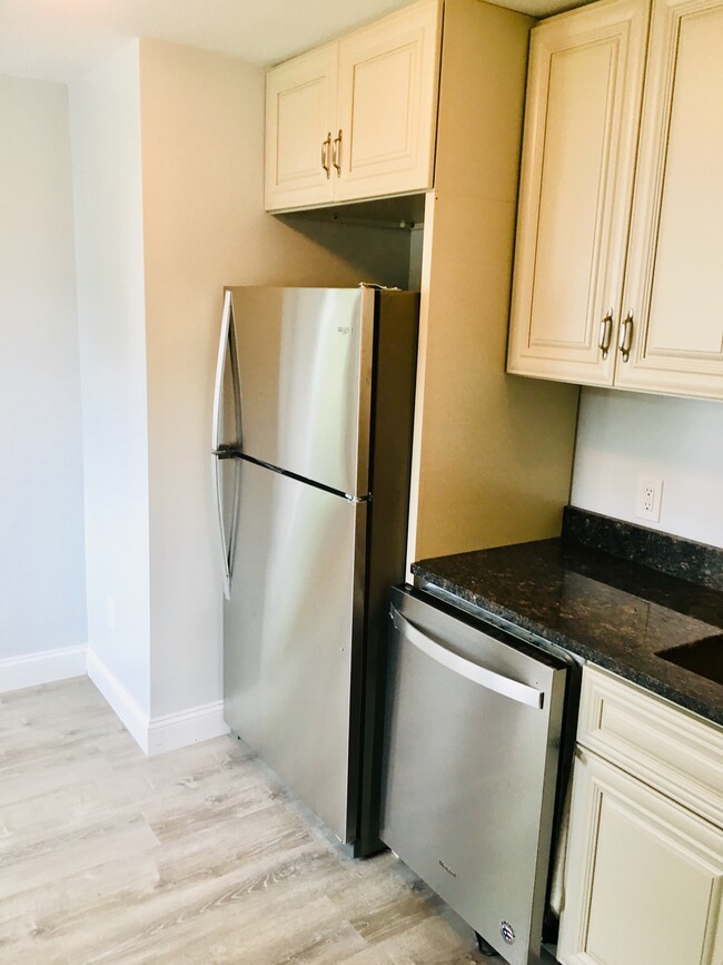 Photo - 19 Scherpa St Unidad E