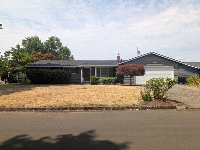 Building Photo - Great 4-Bedroom, 1.5-Bath Home In The River Road Area Of Eugene!
