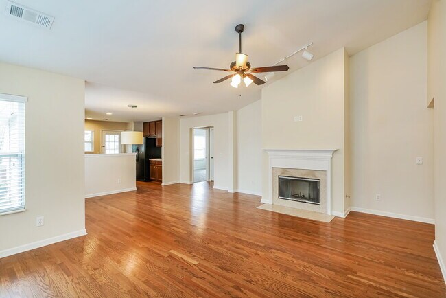 Photo - 2151 Erin Ln