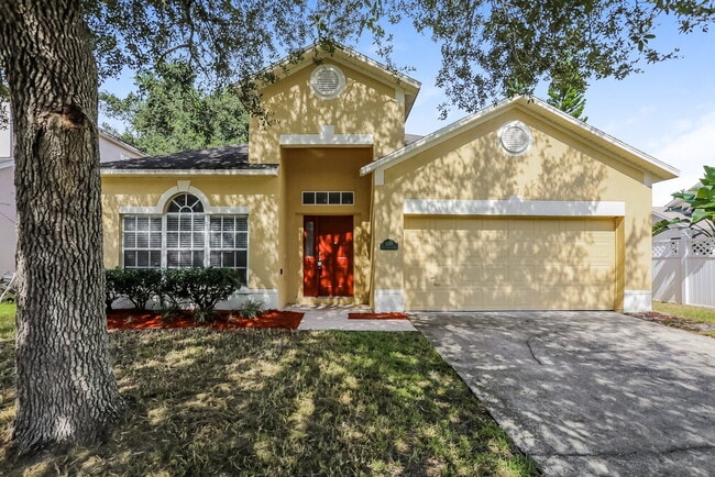 Building Photo - 13761 Meadowpark Ave