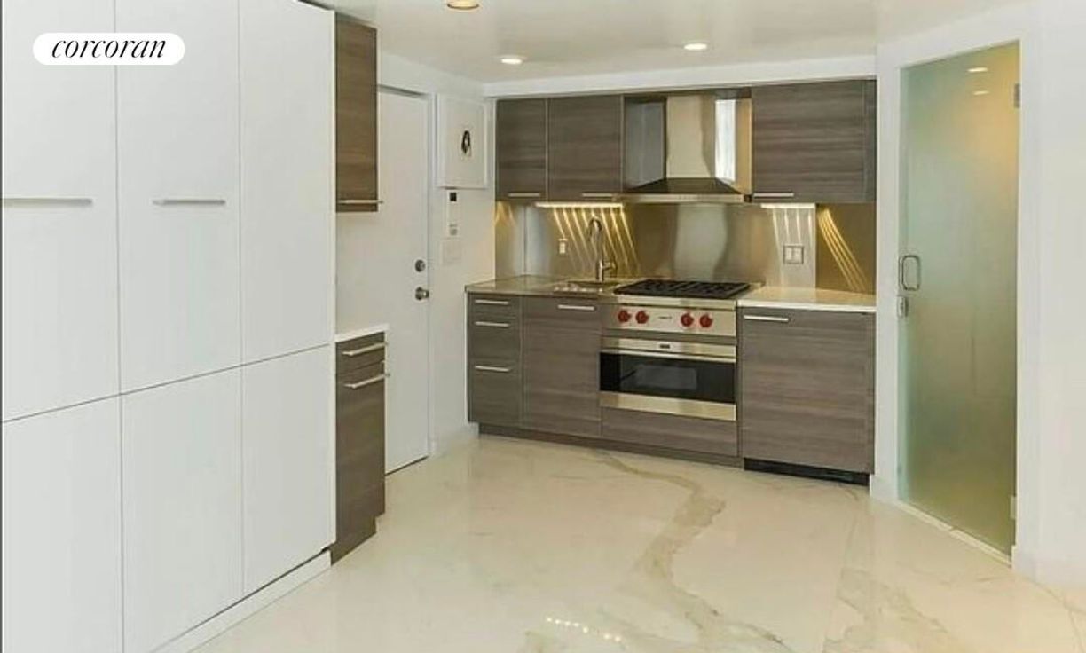 Photo - 396 Bleecker St