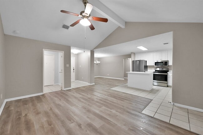 Photo - 16376 Sun View Ln