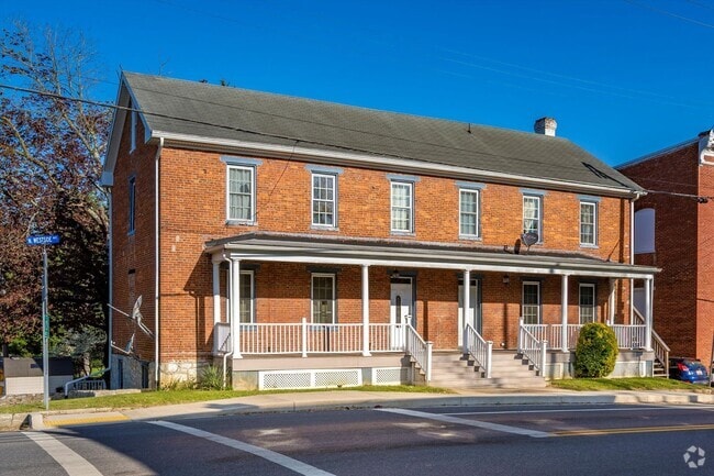Building Photo - Open House 24th 10:30 to 11:30 AM