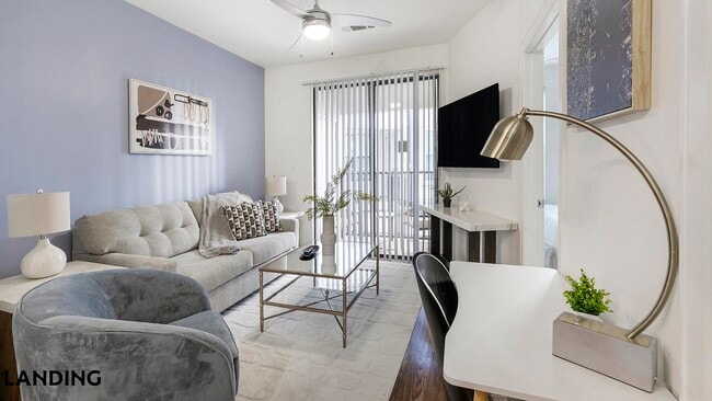 Building Photo - 5275 Town and Country Blvd