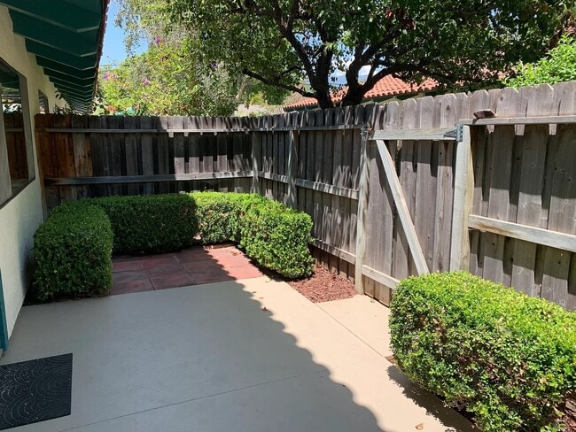 Photo - 181 N Kellogg Ave