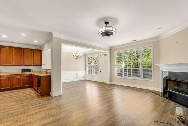 Photo - 3276 Kensington Rd