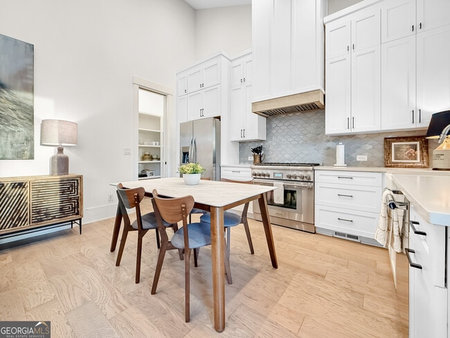 Photo - 10866 Serenbe Ln