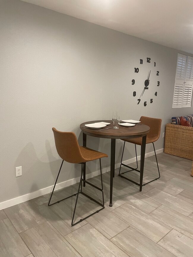 Photo - 1105 Green St Unit BasementApartment