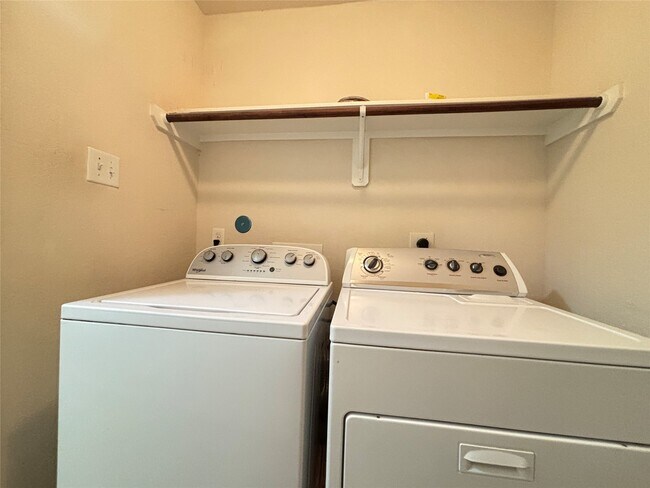 Photo - 2803 Mustang Hill Ln