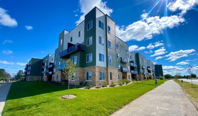 Photo - The Edge at Conservancy Commons