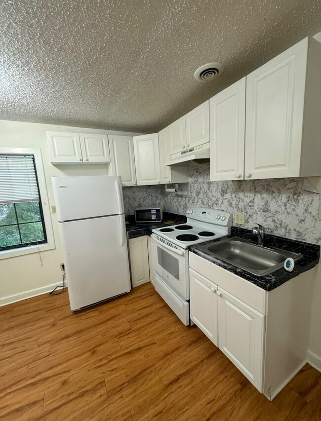 Photo - 3583 Midway Rd Unit B