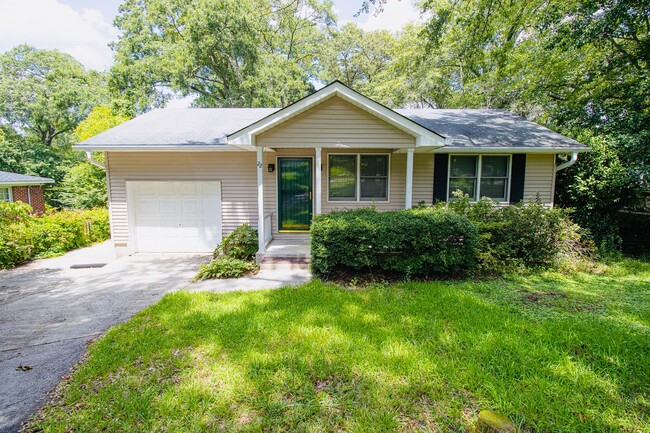 Updated 3 Bedroom, 2 Bath in Forest Acres ... - Updated 3 Bedroom, 2 Bath in Forest Acres ... House