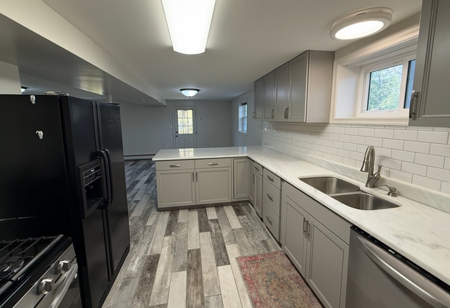 Photo - 6711 Park Hall Dr